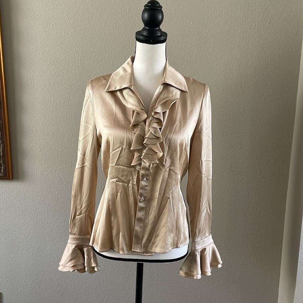 St. John silk Ruffled Long Sleeve button up Blouse champagne crystal buttons - Picture 14 of 17